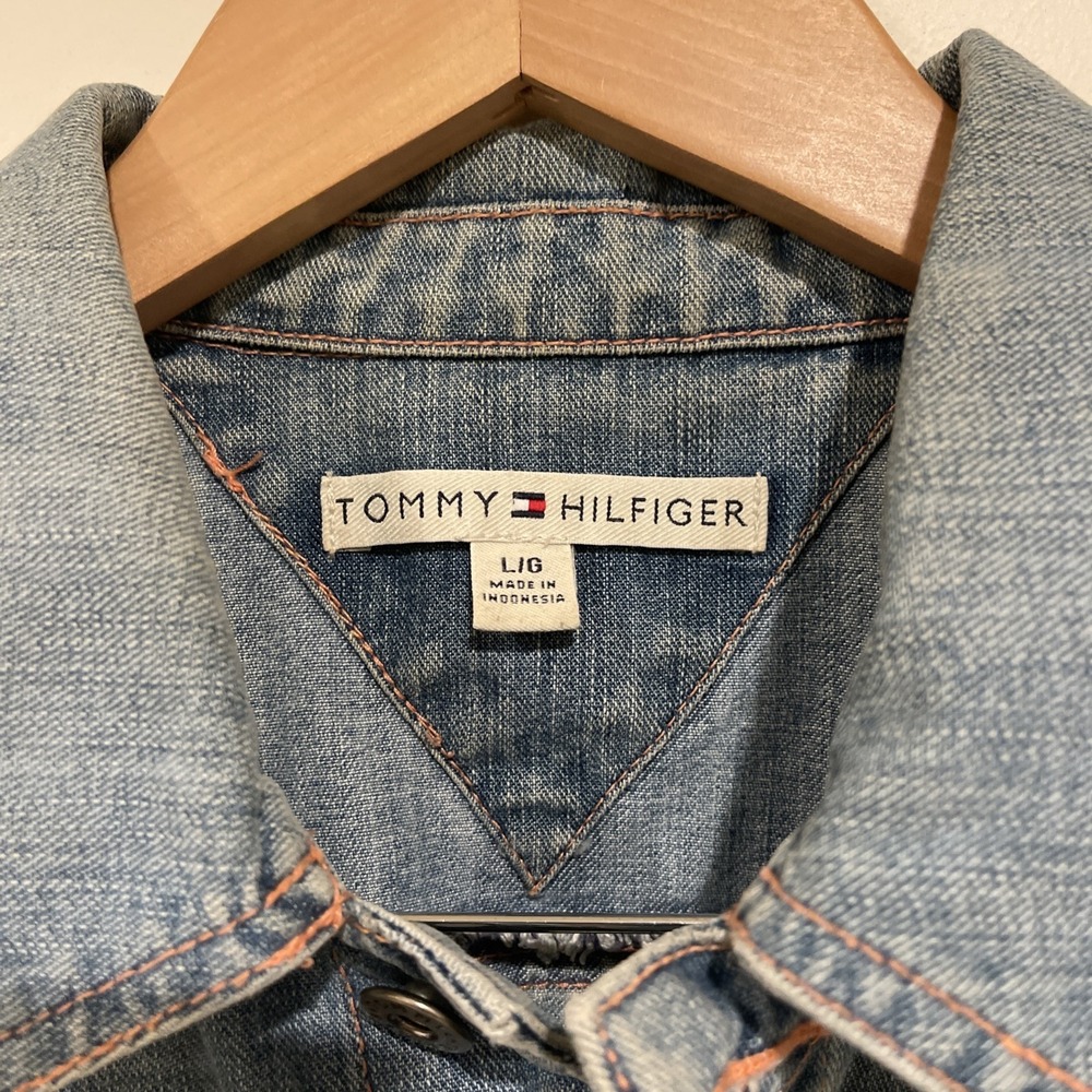 Tommy Hilfiger Denim Jacket L Embroidered Basket Weave Y2K Western Boho Trucke‎ - Picture 3 of 6